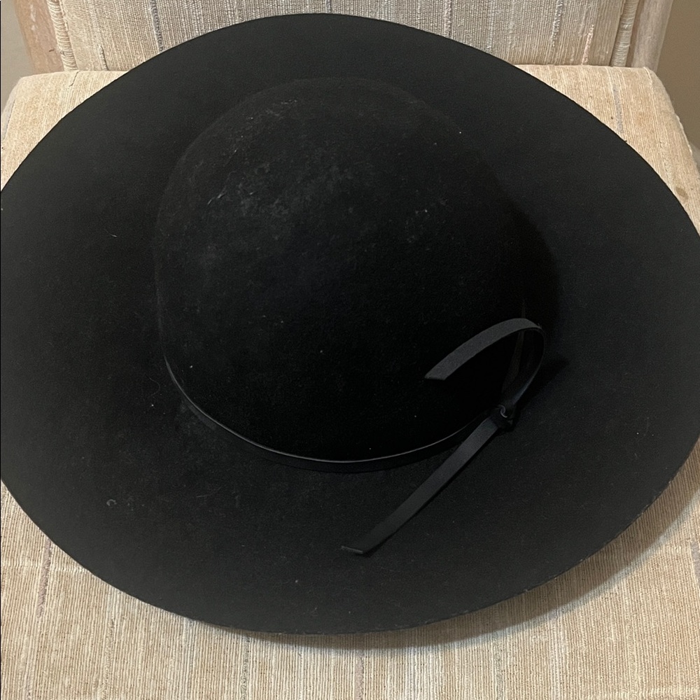 Vintage tea hat